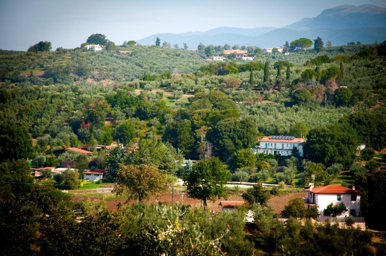 Vila Ille-Roif Fara in Sabina Exteriér fotografie